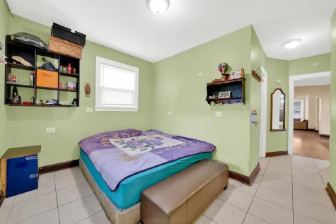 6431 South Maplewood Avenue Chicago IL 60629