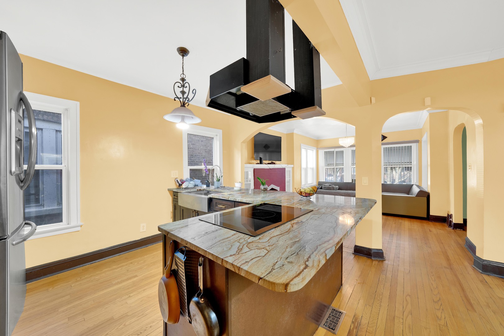 6431 South Maplewood Avenue Chicago IL 60629