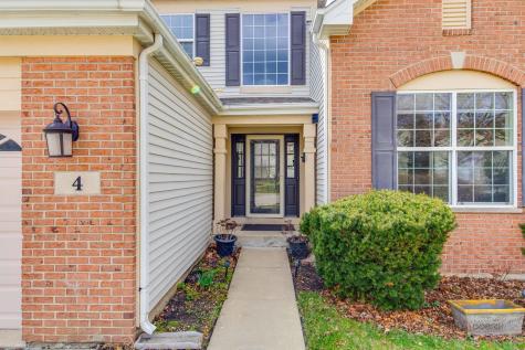 4 Waterton Drive Streamwood IL 60107