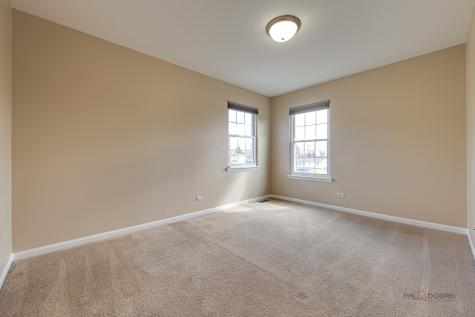 4 Waterton Drive Streamwood IL 60107