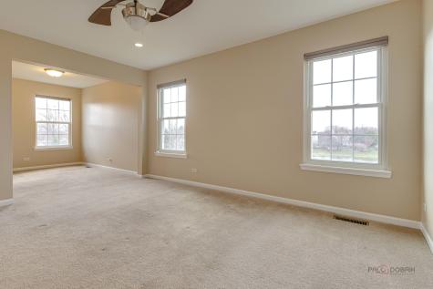 4 Waterton Drive Streamwood IL 60107