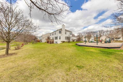 4 Waterton Drive Streamwood IL 60107