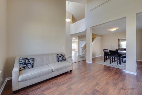 4 Waterton Drive Streamwood IL 60107