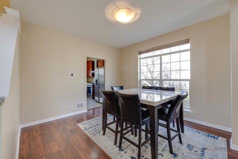4 Waterton Drive Streamwood IL 60107