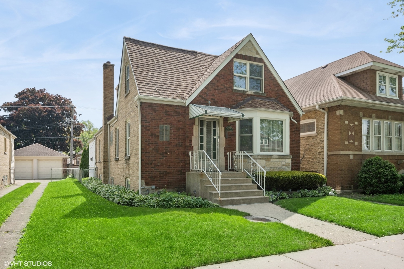 6321 North Merrimac Avenue Chicago IL 60646