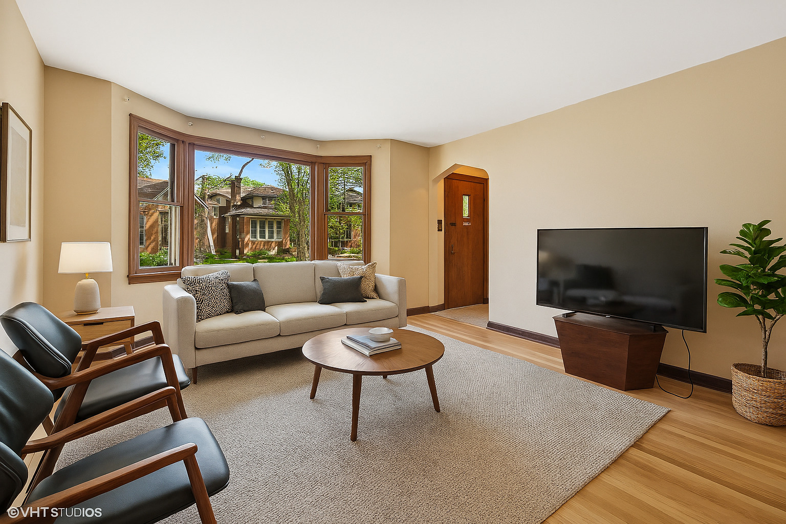 6321 North Merrimac Avenue Chicago IL 60646