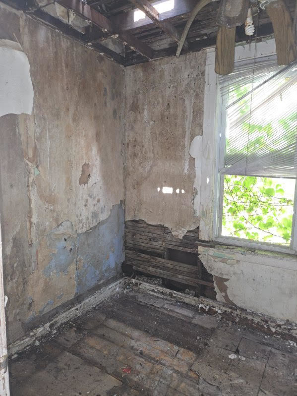 8227 South Commercial Avenue Chicago IL 60617