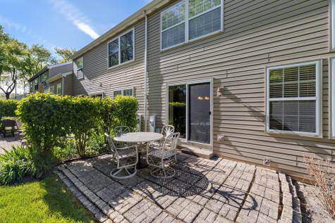 723 Silk Oak Lane Crystal Lake IL 60014