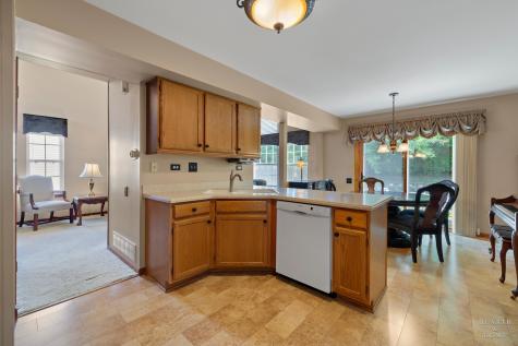 723 Silk Oak Lane Crystal Lake IL 60014