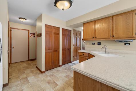 723 Silk Oak Lane Crystal Lake IL 60014