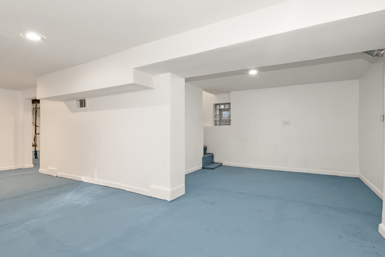 7642 South Dante Avenue Chicago IL 60619