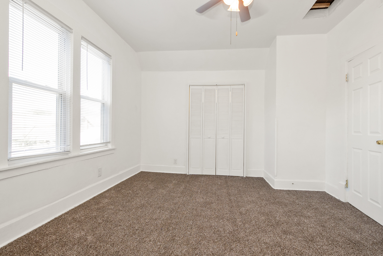 7642 South Dante Avenue Chicago IL 60619