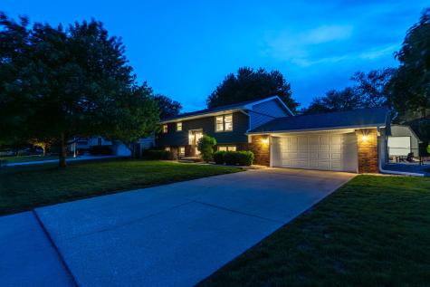 103 Robert Drive Normal IL 61761