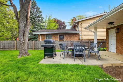 502 South Louis Street Mount Prospect IL 60056