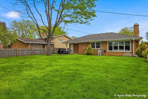 502 South Louis Street Mount Prospect IL 60056