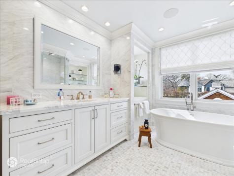 552 Sunrise Avenue Lake Bluff IL 60044
