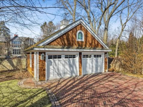 552 Sunrise Avenue Lake Bluff IL 60044