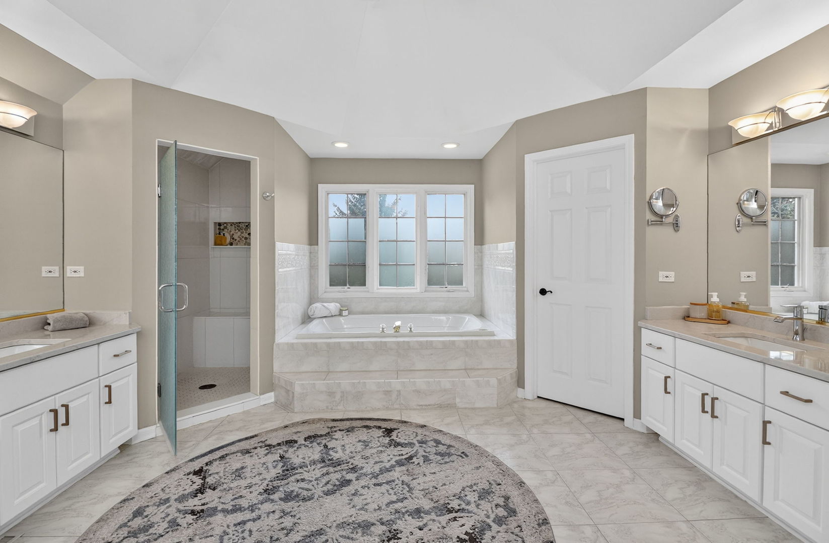 1376 Chapman Drive Darien IL 60561