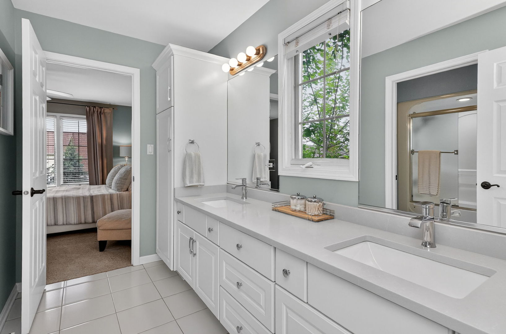 1376 Chapman Drive Darien IL 60561