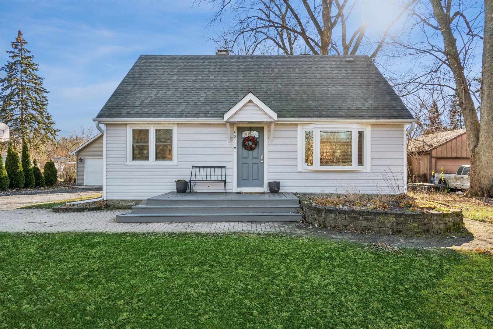 201 67TH Street Darien IL 60561