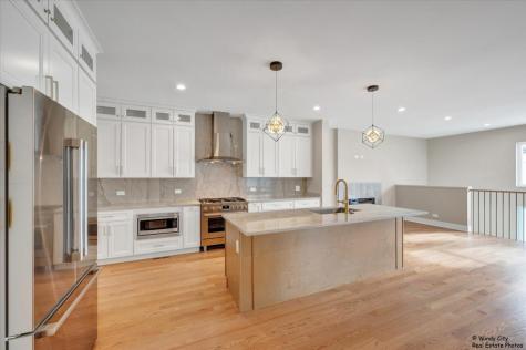 7715 West Balmoral Avenue Chicago IL 60656