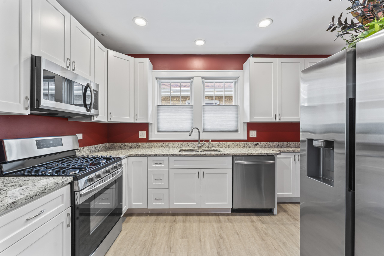 6628 North Onarga Avenue Chicago IL 60631