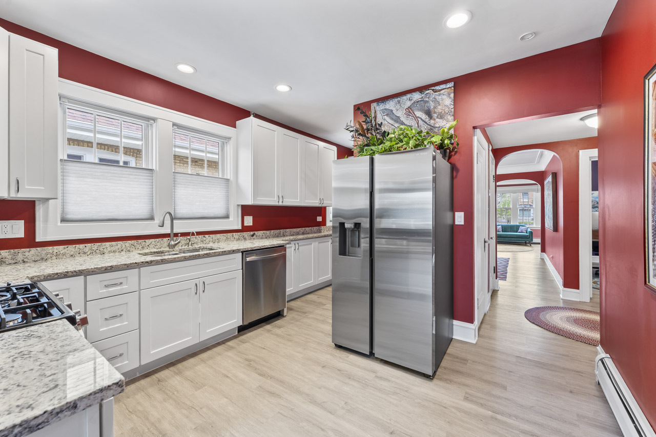 6628 North Onarga Avenue Chicago IL 60631