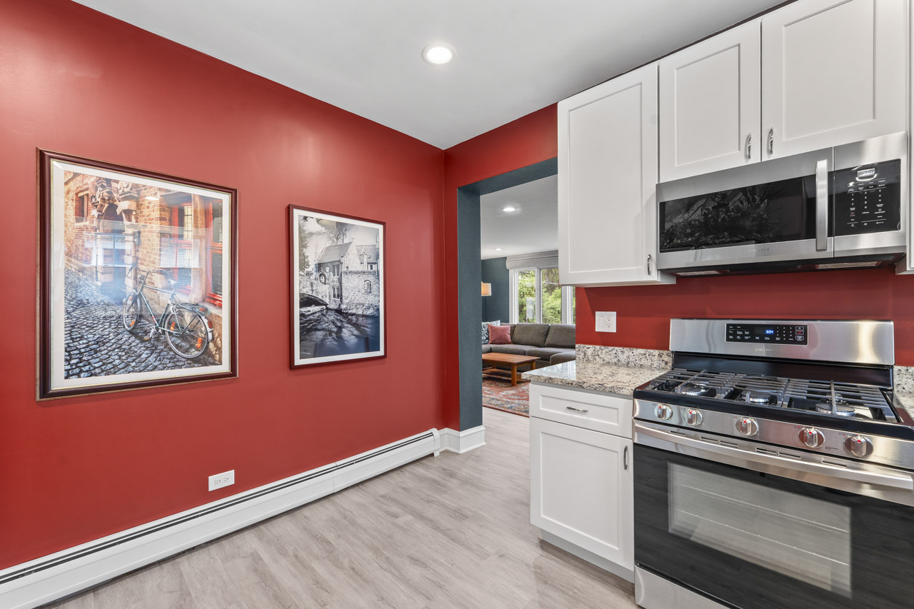 6628 North Onarga Avenue Chicago IL 60631
