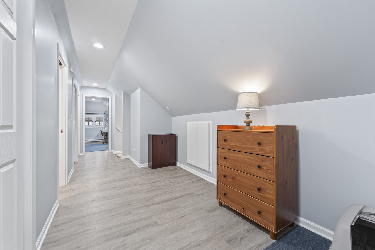 6628 North Onarga Avenue Chicago IL 60631