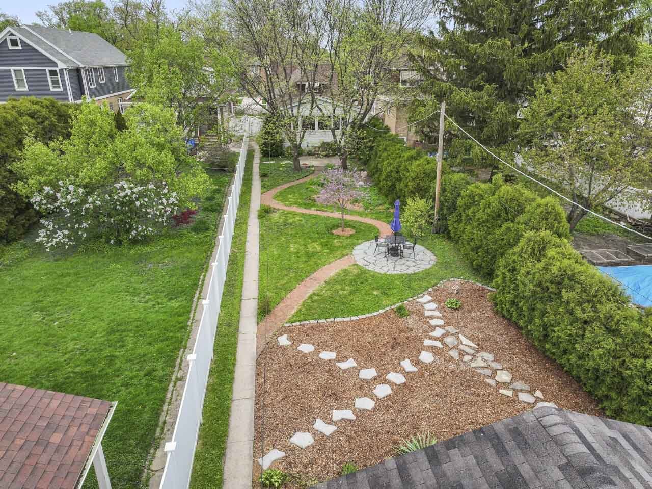 6628 North Onarga Avenue Chicago IL 60631