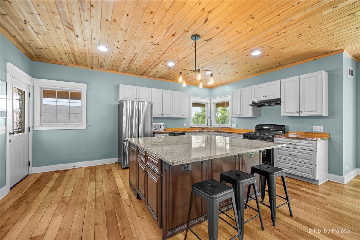 16614 Harmony Road Huntley IL 60142