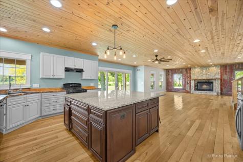 16614 Harmony Road Huntley IL 60142