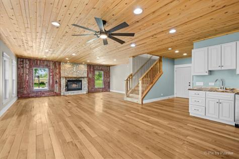 16614 Harmony Road Huntley IL 60142