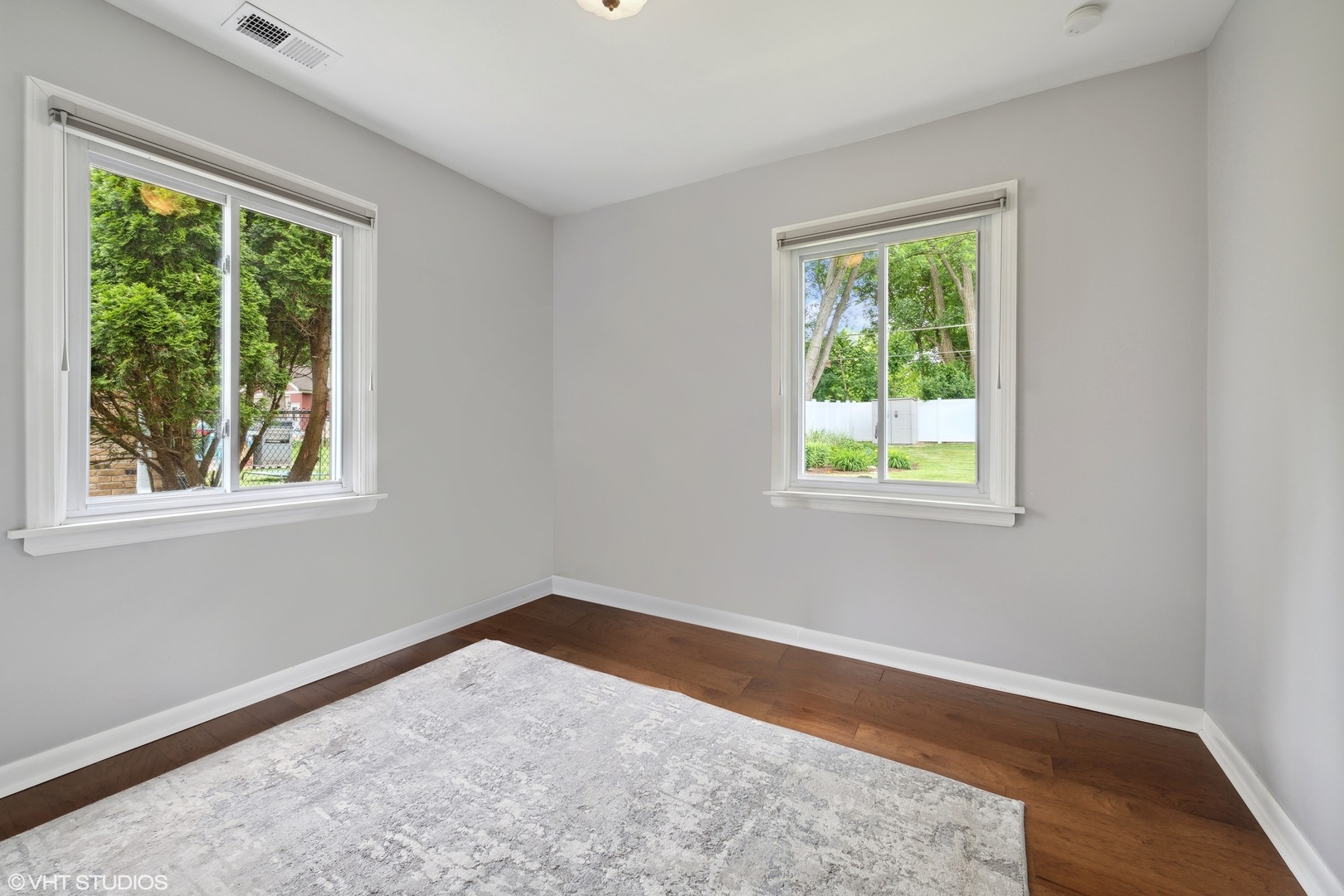 1620 Sawyer Avenue Glen Ellyn IL 60137