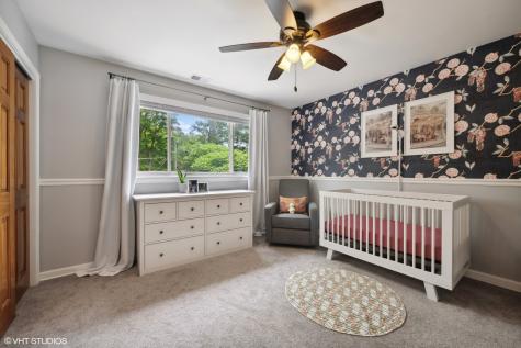 1620 Sawyer Avenue Glen Ellyn IL 60137