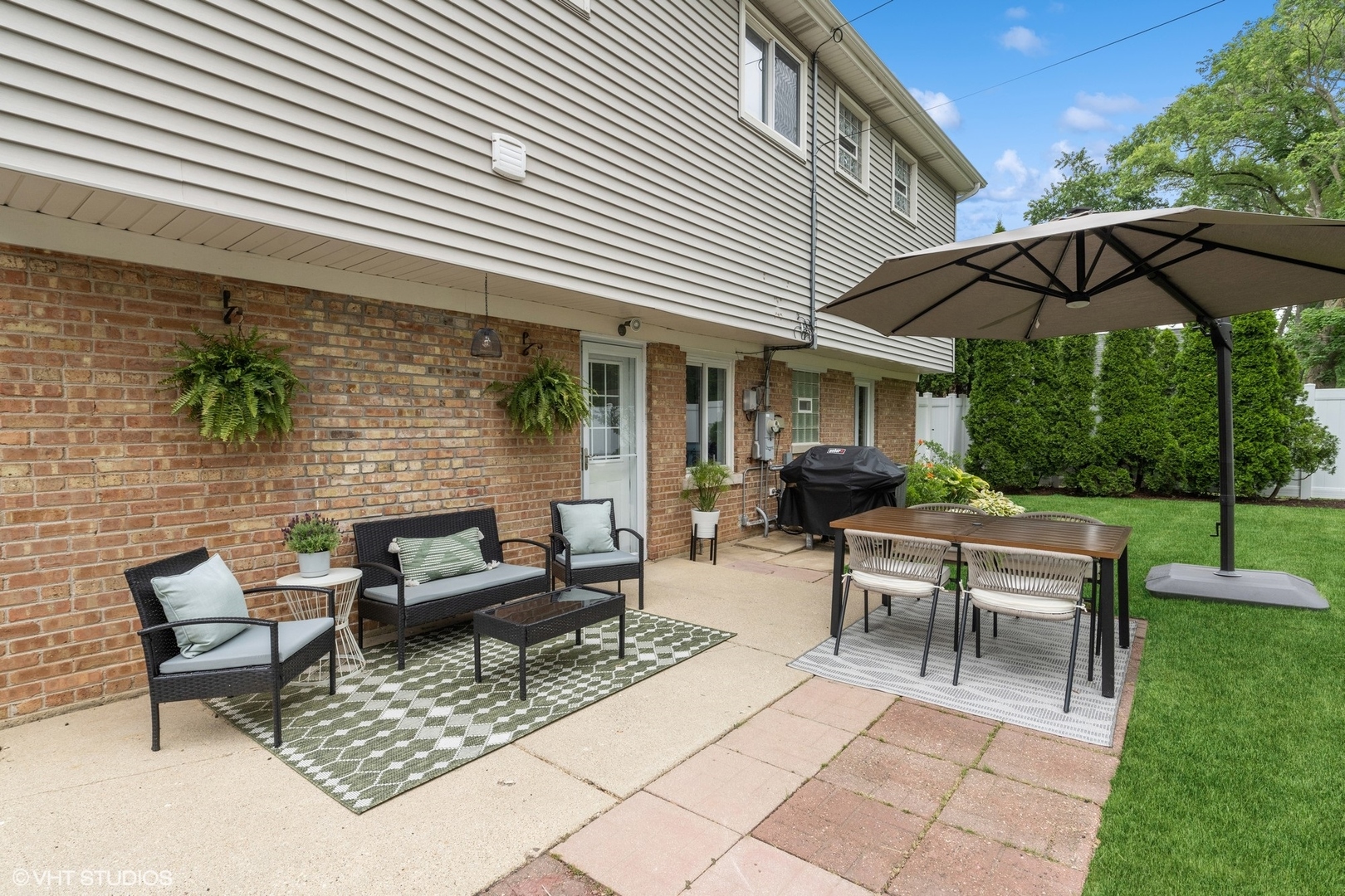 1620 Sawyer Avenue Glen Ellyn IL 60137