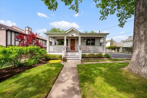 328 Ashland Avenue Highwood IL 60040