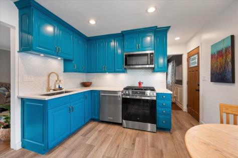 328 Ashland Avenue Highwood IL 60040