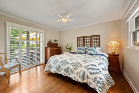 328 Ashland Avenue Highwood IL 60040