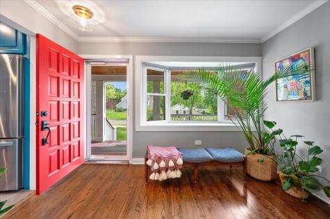 328 Ashland Avenue Highwood IL 60040