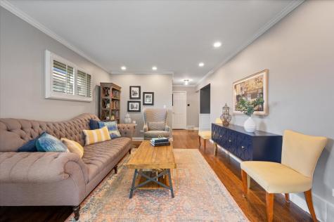 328 Ashland Avenue Highwood IL 60040