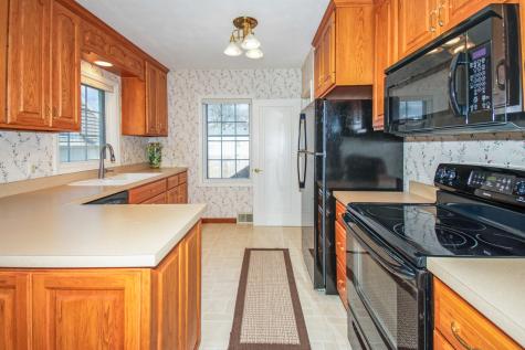 2110 East Oakland Avenue Bloomington IL 61701