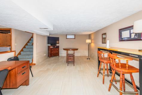 2110 East Oakland Avenue Bloomington IL 61701