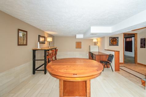 2110 East Oakland Avenue Bloomington IL 61701