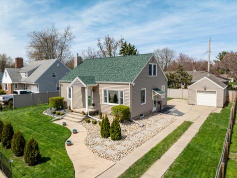 2110 East Oakland Avenue Bloomington IL 61701