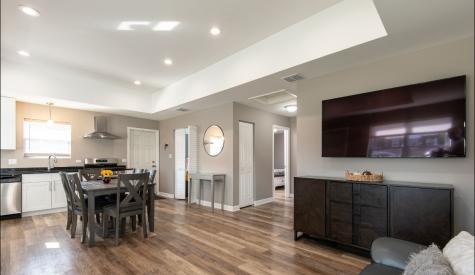 348 Frederick Avenue Bellwood IL 60104