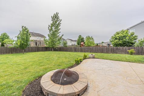 4034 Hunt Club Drive Oswego IL 60543
