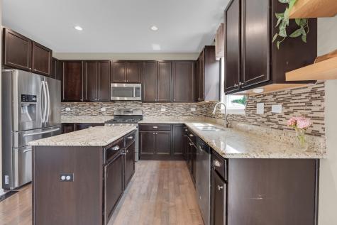 4034 Hunt Club Drive Oswego IL 60543
