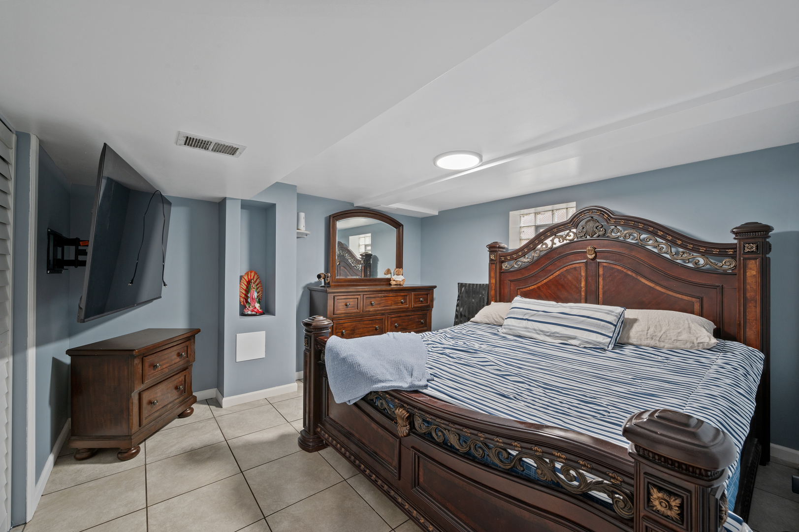 10844 South Green Bay Avenue Chicago IL 60617