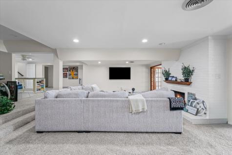 120 Thornhill Drive Danville IL 61832